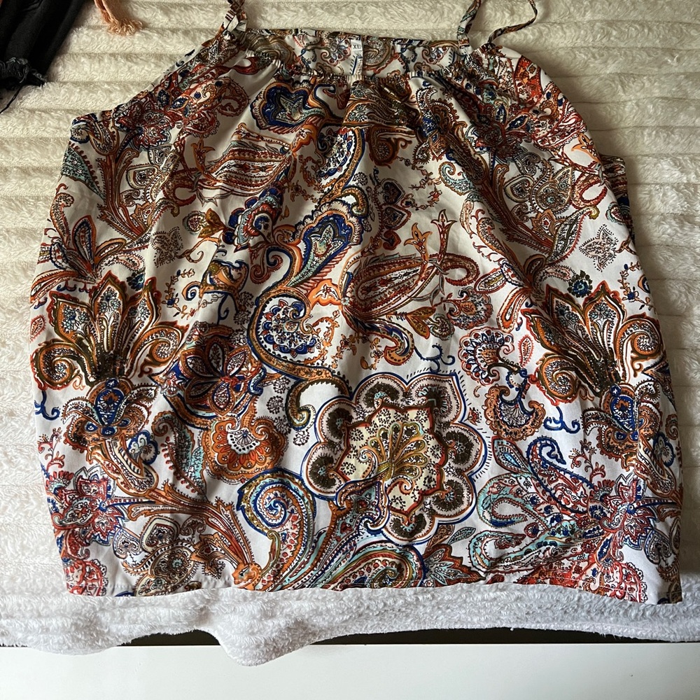 Paisley Print Sleeveless Dressy Tank Size XL! Brand New, Never Worn!